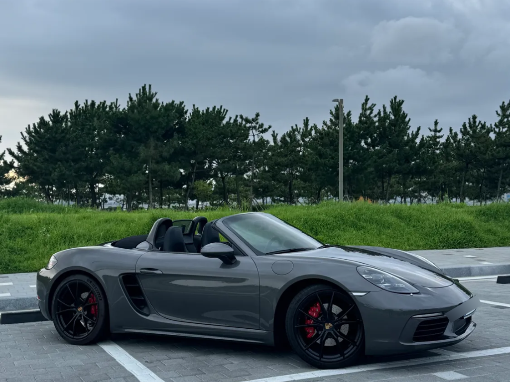 포르쉐 718 Boxster 2020 스포츠카 휘발유