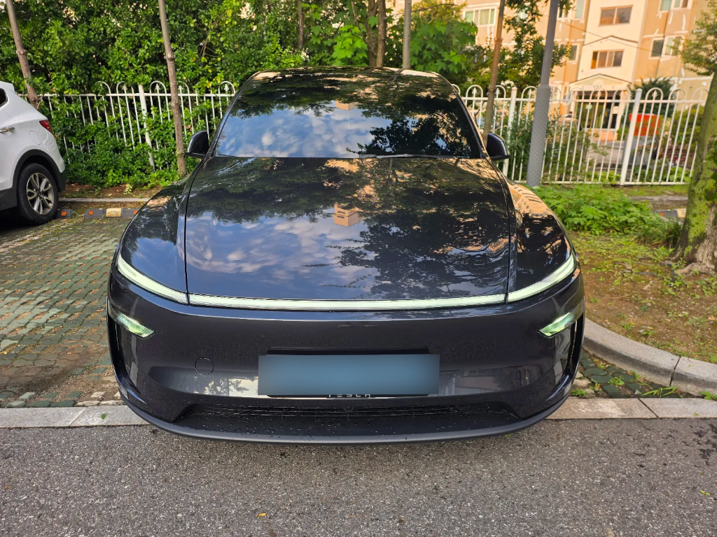 테슬라 모델 Y L 2026 중형SUV 전기