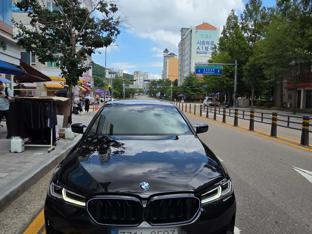 BMW 5시리즈 2023 SEDAN 휘발유