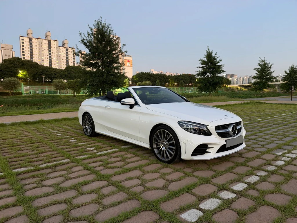 벤츠 C200 2022 중형 휘발유